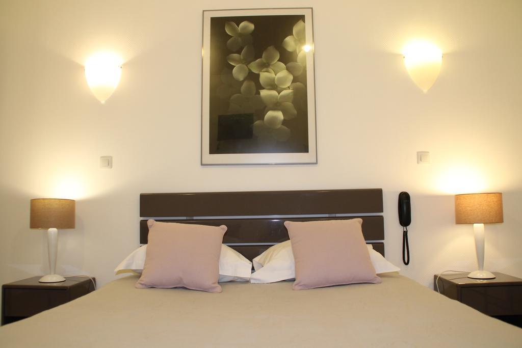 Hotel Riviere Castres  Habitación foto